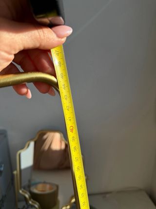 Lámpara Escritorio Metálica Dorada.