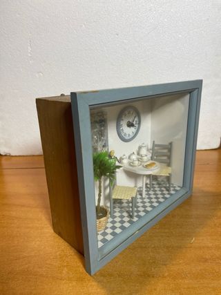 DIORAMA VINTAGE LEGNO CUCINA OROLOGIO MODELLINO