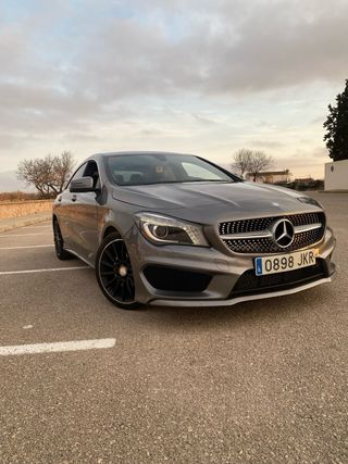 Mercedes-Benz Clase CLA 2015