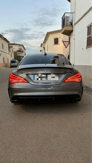 Mercedes-Benz Clase CLA 2015
