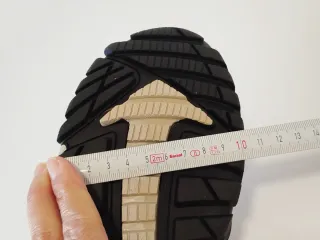 NUEVO Zapatillas Trail Running 42