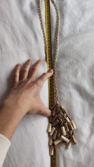 Collar Lola Casademunt Beige y Dorado