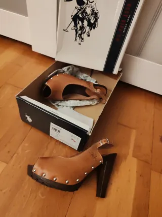 Sandalias de tacón Polo piel marrones