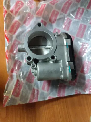 Cuerpo de mariposa BOGAP P6319102