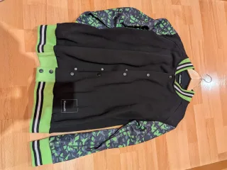 Chaqueta Bomber Kawasaki Negra y Verde Talla L