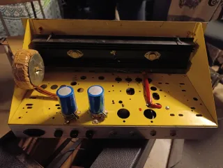 Amplificador Guitarra CMB Solid State