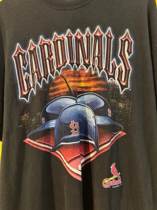 Camiseta Vintage Cardinals Negra y Roja