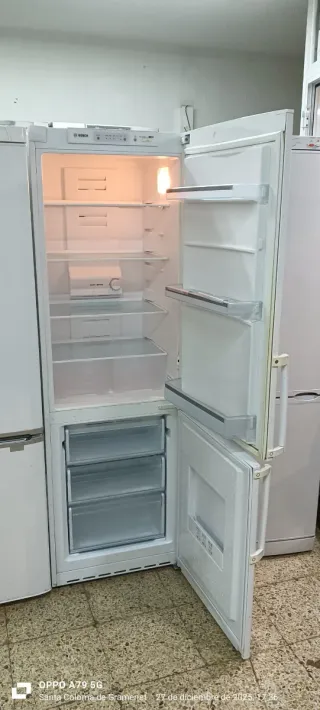 NEVERA COMBI BOSCH NO FROST ENERGÍA A+
