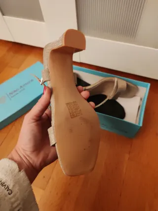 Sandalias Niko Amore doradas/plateadas