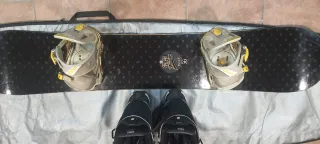 Tabla Snowboard Forum Burton + Botas