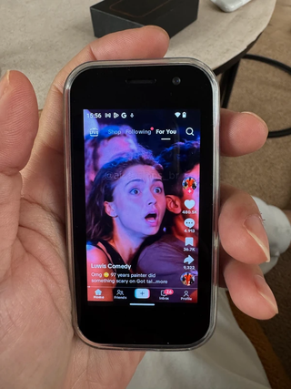 Movil Telefono Mini Smartphone Negro NUEVO