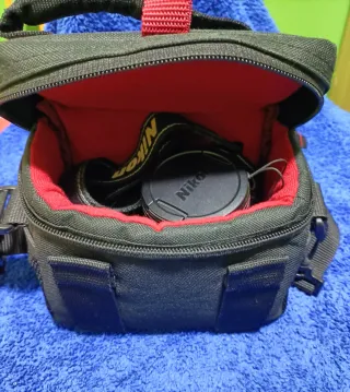 Nikon Fotocamera Digitale Zoom Ottico 40x