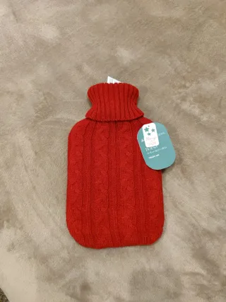 Borsa acqua calda rossa.