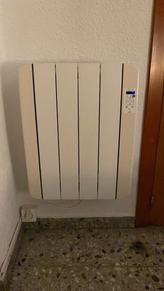 Radiador eléctrico bajo consumo. Equation Ceratec