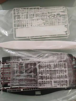 Maqueta Revell barco Rhin Goethe escala N 1:160