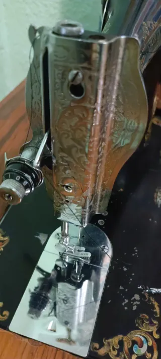 Máquina de coser Alfa