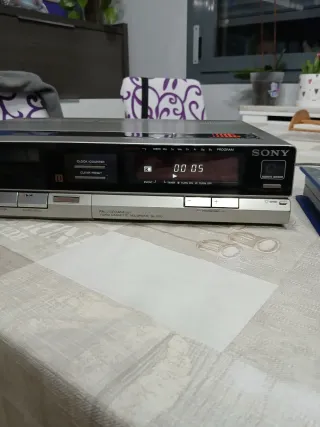 Sony Betamax SL-F60