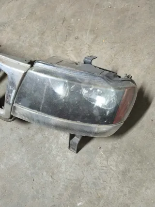 Parrilla y Faros Jeep Grand Cherokee