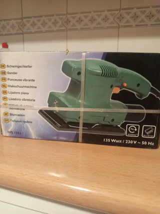 Lijadora plana 135W