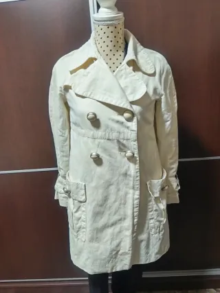 Abrigo ligero beige primavera