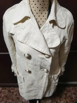 Abrigo ligero beige primavera