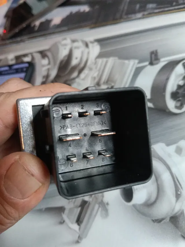 Unidad Control Tiempo Incandescencia Mahle