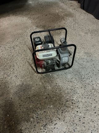 Bomba de agua HONDA a gasolina