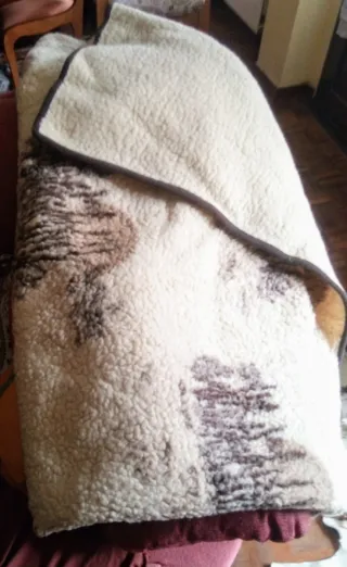 Manta Terapéutica Lana y Fleece Beige/Marrón