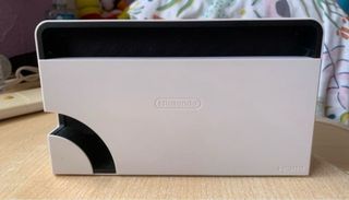 Base Nintendo Switch OLED Blanca