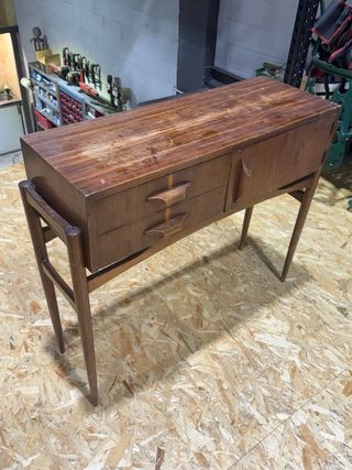 Mueble nórdico de madera