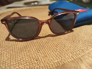 Gafas Ray-Ban infantiles rosa