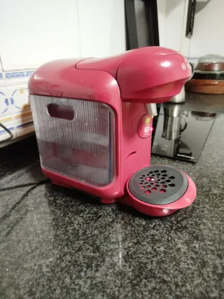 Cafetera Bosch Tassimo Roja