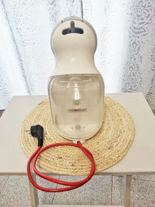 Cafetera Dolce Gusto Automática blanca y gris