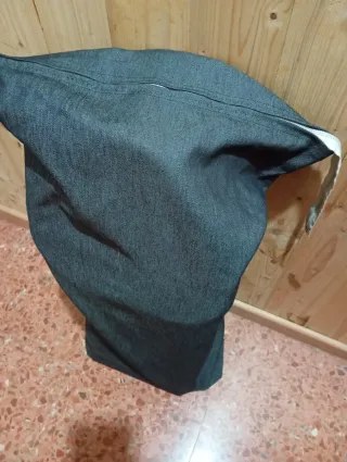 Taburetes plegables (2 negros, 1 amarillo)