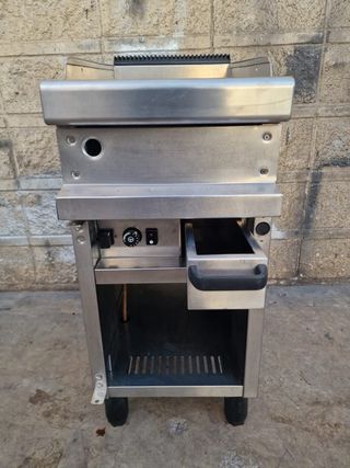 Fry Top Cromo Duro Línea 700