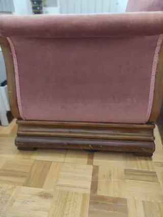 Sillón Antiguo de Madera Maciza