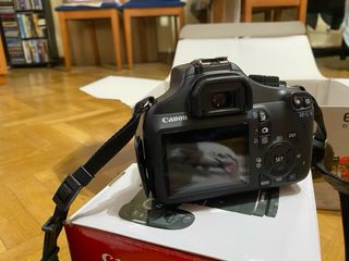 Cámara Canon EOS 1100D + Lente 18-55mm