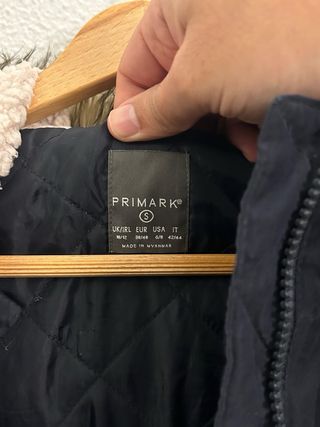 Abrigo mujer con capucha