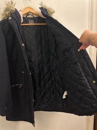 Abrigo mujer con capucha