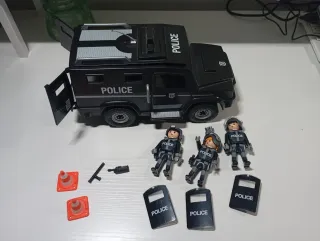 Lote policía Playmobil: Camión y figuras