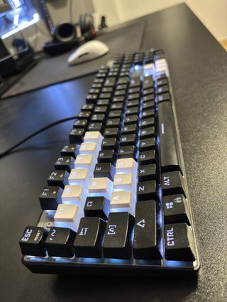 Teclado Mecánico Motospeed CK104 RGB