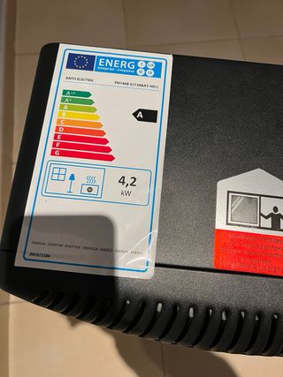 Estufa de Gas PROFER Negra y Gris