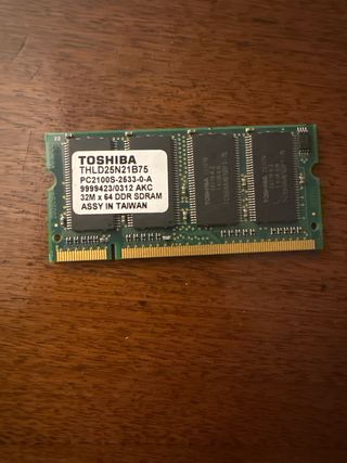 Memoria RAM Toshiba 32MB DDR SDRAM