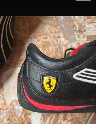 Zapatillas Puma Ferrari Negras Rojas
