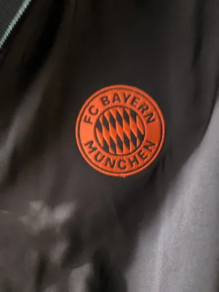 Chaqueta Deportiva Adidas Bayern Múnich
