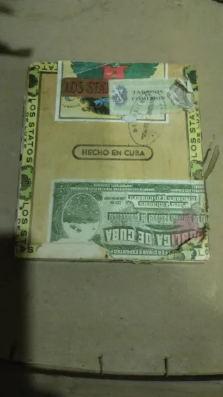 Caja de puros antigua Los Estados