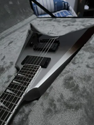 ESP Arrow Guitarra Eléctrica