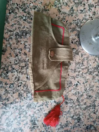 Gorrillo cuartelero del Ejercito Español años 40