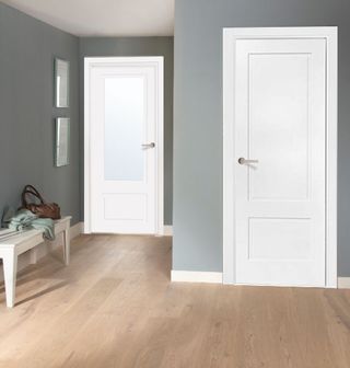 PUERTA DE PASO FRESADA MACIZA 2C