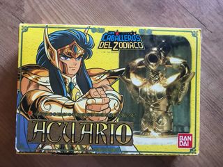 Acuario Camus Caballeros del Zodiaco Bandai